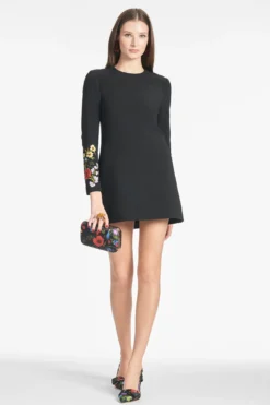 On The Rocks Clutch - Noir Wildflower -Cheap The Simply Dress Store LILLYDRESS NOIRBOUQUET FRONT2 9cb2f37b 7457 4f2b b8b2 3165f93ca2c3 scaled